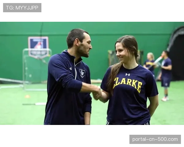 前奥运金牌教头迈克·坎德雷亚出任墨西哥国家女垒队技术顾问